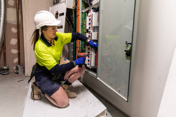 Best Affordable Emergency Electrician  in Clintwood, VA